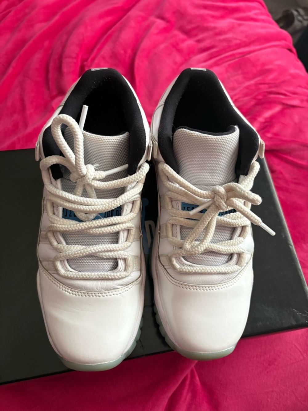 Jordan 11 Legend Blue Low